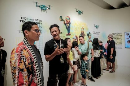 Menteri Pariwsiata dan Ekonomi Kreatif Sandiaga Uno mengusulkan agar di pemerintahan Prabowo menambah jumlah penerbangan untuk mencapai kunjungan 20 juta wisman per tahun. (FOTO: Kemenparekraf).