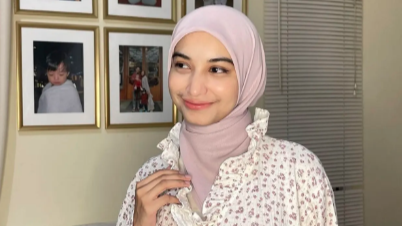 Dalam video tersebut, sorotan publik juga tertuju pada tatapan mata Cut Intan Nabila.