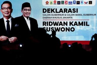 Ridwan Kamil-Suswono, yang didukung oleh koalisi besar terdiri dari 12 partai, memilih nama Koalisi Jakarta Baru Jakarta Maju, yang selaras dengan slogan mereka untuk Pilkada Jakarta 2024.