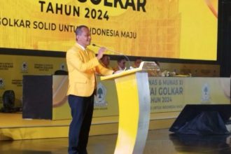 Selain itu, Bahlil menegaskan bahwa dirinya tidak memiliki kepentingan pribadi dalam jabatannya sebagai Ketua Umum Golkar.