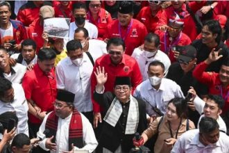 Jokowi menegaskan bahwa dirinya tidak keberatan dengan keputusan Pramono untuk terlibat dalam kontestasi Pilkada Jakarta, menganggapnya sebagai bagian dari hak politik yang dimiliki oleh setiap individu.