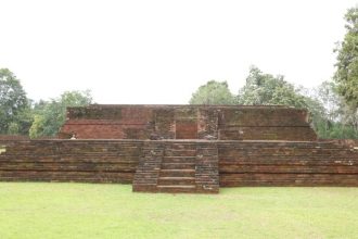 Candi Kedaton, Jadi Hidden Gem untuk Prewedding, Spotnya Bikin Foto Makin Epic