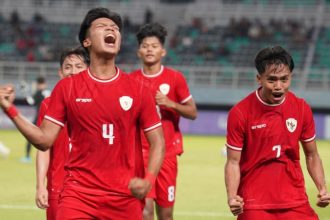 Sebagai Menteri BUMN, Erick Thohir juga memberikan dukungan semangat kepada Timnas Indonesia.