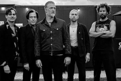 Queens of the stone age menghapus sisa jadwal tur 2024. (FOTO: IG @queensofthestoneage)