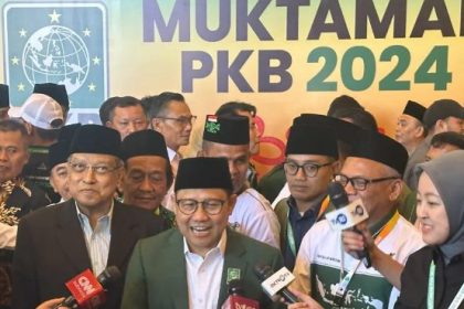 Cak Imin menggambarkan demokrasi sebagai "nafas bangsa" yang harus berjalan dengan baik dan tidak boleh terganggu oleh demokrasi jalanan yang tidak teratur.