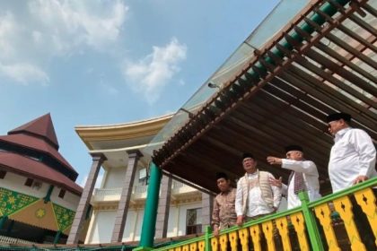 Inspirasi ini muncul dari keberhasilan Ridwan Kamil dalam membangun penginapan dan menciptakan kampung destinasi di Kuningan, Jawa Barat, saat ia menjabat sebagai Gubernur Jawa Barat.