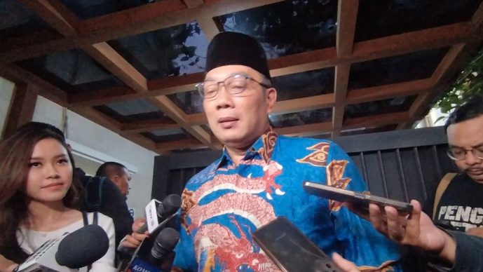 "Hal yang sangat biasa sekali saya kira. Jadi, ekspresi yang namanya ketidaksukaan atau ekspresi penerimaan dalam satu sisi yang lain itu hal yang biasa. Misal ada peristiwa seperti itu, saya pikir tak mencerminkan situasi secara keseluruhan," lanjut Kholid.