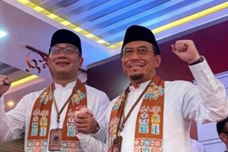 "Supaya serius ada, tapi yang riang gembira juga kita lakukan dan damai," tambahnya.