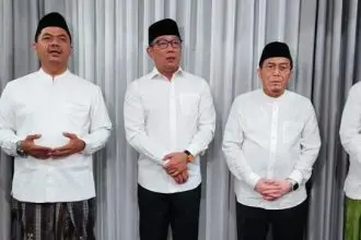 “Semua yang baik-baik dari gubernur terdahulu, termasuk program-program Pak Anies, itu diaspirasikan. Pasti selama itu relevan dan baik, saya tidak akan ubah, ngapain juga, sudah bagus,” tambah Ridwan Kamil.