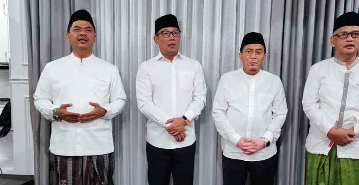 “Semua yang baik-baik dari gubernur terdahulu, termasuk program-program Pak Anies, itu diaspirasikan. Pasti selama itu relevan dan baik, saya tidak akan ubah, ngapain juga, sudah bagus,” tambah Ridwan Kamil.