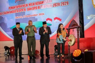 "Dukungan yang kita berikan kepada Pak LaNyalla adalah wujud dari komitmen bersama untuk menjaga marwah lembaga yang kita cintai ini. Kita telah saksikan bersama, Pak LaNyalla berhasil membawa DPD RI meraih kepercayaan yang tinggi dari publik, memperjuangkan aspirasi daerah, dan menjadikan kita garda terdepan dalam memperjuangkan kepentingan rakyat," katanya.