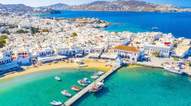 Pulau Mykonos di Yunani. (FOTO: depositphotos).