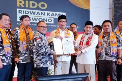 "Jadi Jakarta ini sangat kompleks permasalahannya, ekspektasi atau keinginan warga Jakarta ini terlalu tinggi Sekalipun anggarannya sudah Rp 83 Triliun, tapi harapannya lebih jauh. Sekalipun masyarakatnya cerdas-cerdas, lebih maju, lebih modern, serba baik, mohon maaf dibandingkan banyak provinsi lainnya. Tapi tetap saja warga Jakarta ini Ekspektasi dan keinginan ini sangat tinggi. Sangat kritis, sangat dinamis dan ingin terus berinteraksi," jelasnya.