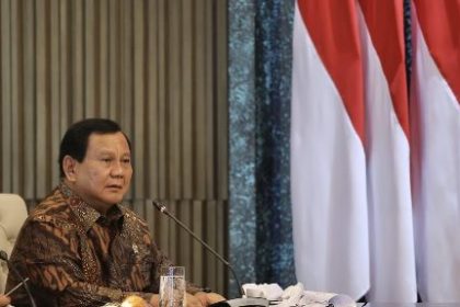 "Ya tentu yang prioritas adalah dari Koalisi Indonesia Maju. Nah kemudian juga Pak Prabowo mempertimbangkan proporsionalitas dari usulan kelompok masyarakat, misalnya ormas ya, bisa usulan kelompok profesi buruh, tani dan nelayan, juga usulan-usulan relawan dan sebagainya. Jadi, Pak Prabowo mendengar semua pihak, tentu keputusan akhir ada di tangan Pak Prabowo," ujar Dahnil.