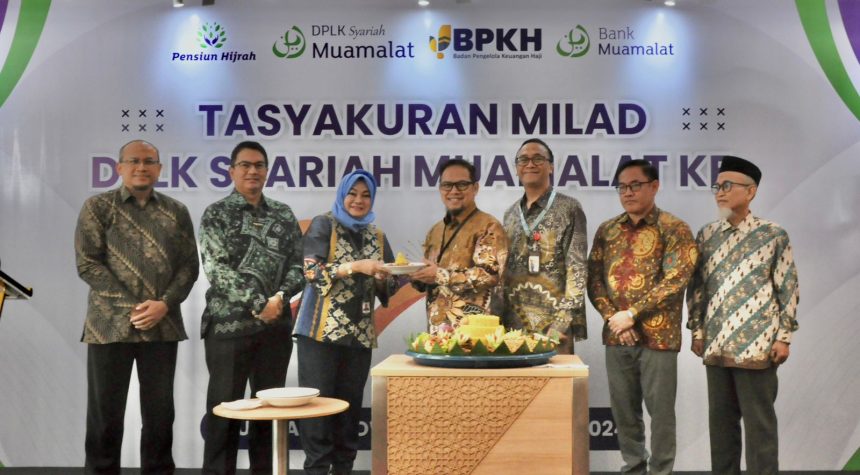 Dana Pensiun Lembaga Keuangan (DPLK) Syariah Muamalat meningkatkan akuisisi peserta baru. Hal ini untuk mendukung pertumbuhan aset neto DPLK Syariah Muamalat sekitar Rp2 triliun pada akhir tahun ini. (Bank Muamalat)