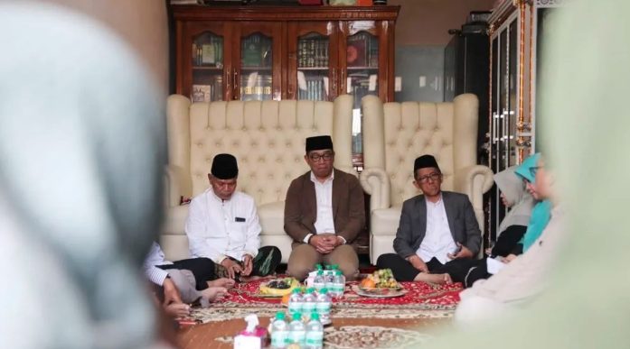 Ridwan Kamil juga menyatakan keyakinannya bahwa Atalia memiliki kemampuan yang tepat untuk berkontribusi di bidang tersebut.