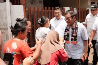 Pramono menegaskan bahwa program sekolah gratis tidak hanya berlaku untuk sekolah negeri, tetapi juga untuk sekolah swasta, khususnya bagi warga yang kurang mampu. “Baik di sekolah negeri maupun swasta, warga yang tidak mampu harus tetap mendapatkan pendidikan gratis,” tambah mantan Sekretaris Kabinet ini.