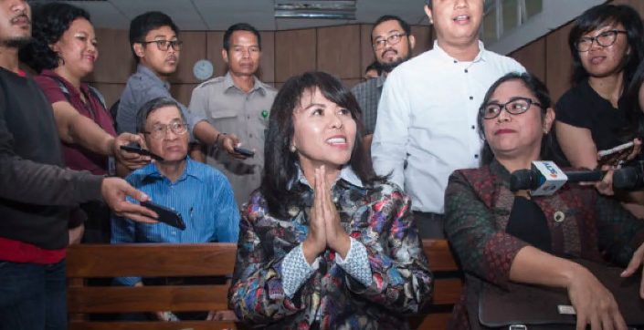 Selama menjadi istri Ahok, Veronica menjabat sebagai Ketua Tim Penggerak Pemberdayaan dan Kesejahteraan Keluarga (TP PKK) Provinsi DKI Jakarta, mulai dari 4 Desember 2014 hingga 25 Juli 2017, ketika Ahok masih menjabat sebagai Gubernur. Selain itu, Veronica juga pernah menjadi Ketua Yayasan Kanker Indonesia (YKI) DKI Jakarta, menunjukkan komitmennya dalam isu-isu sosial dan kesehatan.