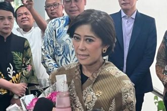 Dilansir dari Antara, sebagai Menteri Komunikasi dan Digital, Meutya Hafid menegaskan bahwa ia akan melanjutkan program-program strategis yang sudah dijalankan oleh pendahulunya, Budi Arie Setiadi. Salah satu fokus utamanya adalah pemberantasan perjudian daring yang marak terjadi. Selain itu, Meutya juga berjanji untuk terus memperjuangkan pemerataan akses internet dan peningkatan keamanan data di Indonesia, dua isu penting yang tengah menjadi perhatian di era digital ini.