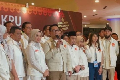 Lebih jauh, Ridwan Kamil menyoroti bagaimana Banten masih memiliki tantangan besar di akhir masa jabatan Rano.