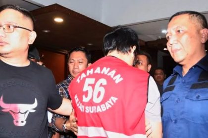 Mereka akan fokus melakukan klarifikasi terhadap majelis hakim kasasi, khususnya dalam menangani putusan perkara nomor 1466/K/Pid/2024, yang memvonis hukuman lima tahun penjara bagi Ronald Tannur atas pelanggaran Pasal 351 Ayat (3) KUHP terkait penganiayaan yang mengakibatkan kematian Dini Sera Afriyanti (29).