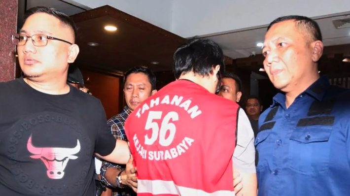 Mereka akan fokus melakukan klarifikasi terhadap majelis hakim kasasi, khususnya dalam menangani putusan perkara nomor 1466/K/Pid/2024, yang memvonis hukuman lima tahun penjara bagi Ronald Tannur atas pelanggaran Pasal 351 Ayat (3) KUHP terkait penganiayaan yang mengakibatkan kematian Dini Sera Afriyanti (29).