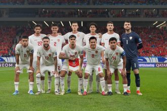 Pertandingan melawan China ini menjadi kekalahan pertama bagi Timnas Indonesia di putaran ketiga kualifikasi Piala Dunia 2026 zona Asia Grup C. Sebelumnya, Skuad Garuda sukses menahan imbang lawan-lawan kuat seperti Arab Saudi, Australia, dan Bahrain dalam tiga laga pembuka. Meski gagal meraih poin penuh di China, peluang Timnas Indonesia untuk lolos ke Piala Dunia 2026 masih terbuka, mengingat masih ada enam pertandingan lagi yang harus dimainkan.