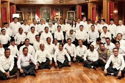 Pada sesi pembukaan, Prabowo menyampaikan pidato selama satu jam yang menegaskan pentingnya kolaborasi dalam kabinet yang bersih dan kuat. Dahnil Anzhar Simanjuntak, salah satu perwakilan dari Prabowo, menekankan bahwa pembekalan ini juga bertujuan mempersiapkan calon menteri menghadapi tantangan global dan ekonomi Indonesia.