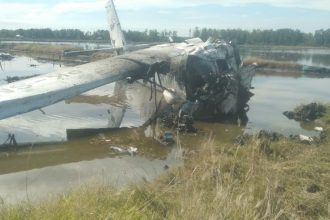 Meski cuaca cerah dan berangin, pencarian di sekitar area jatuhnya pesawat tetap dilakukan dengan penuh kehati-hatian. Unsur cuaca ini turut mempengaruhi jalannya evakuasi, namun tidak menghentikan semangat tim penyelamat.