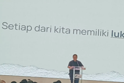 "Sebagai upaya awal, mobil konseling akan difokuskan di Jakarta mengingat kebutuhan konselor masih sangat tinggi, yakni 1 konselor untuk 250 siswa. Saat ini, baru sekitar 40% sekolah yang memiliki fasilitas ini," ujar Erick dalam acara "Mendengar Jiwa" di Jakarta, Sabtu, 12 Oktober 2024.